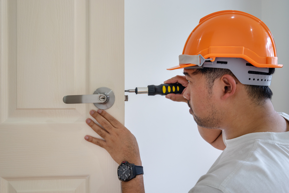 What Are Different Types Locksmiths