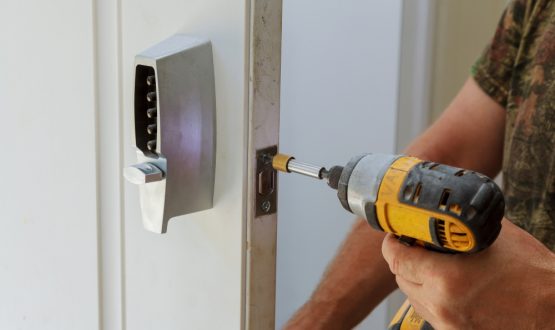 Can Emergency Locksmiths Unlock Electronic Locks