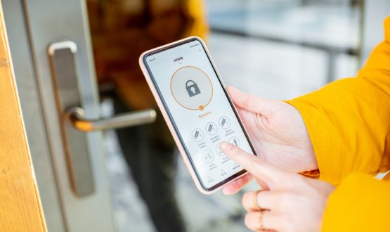 Can Emergency Locksmiths Program Electronic Door Locks